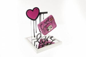 Espositore vetrina Furla - Espositore Love